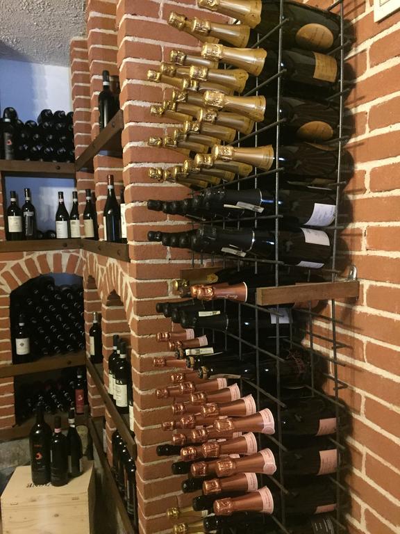 Ristorante Albergo 'L Bunet Cortemilia Экстерьер фото